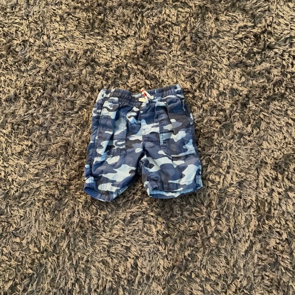 GAP Other - Gap Camo Drawstring Shorts